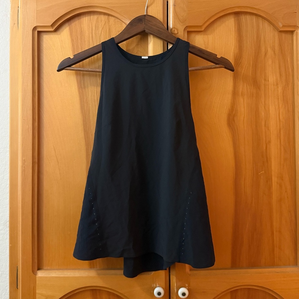 Lululemon Tank Top - Picture 2 of 8